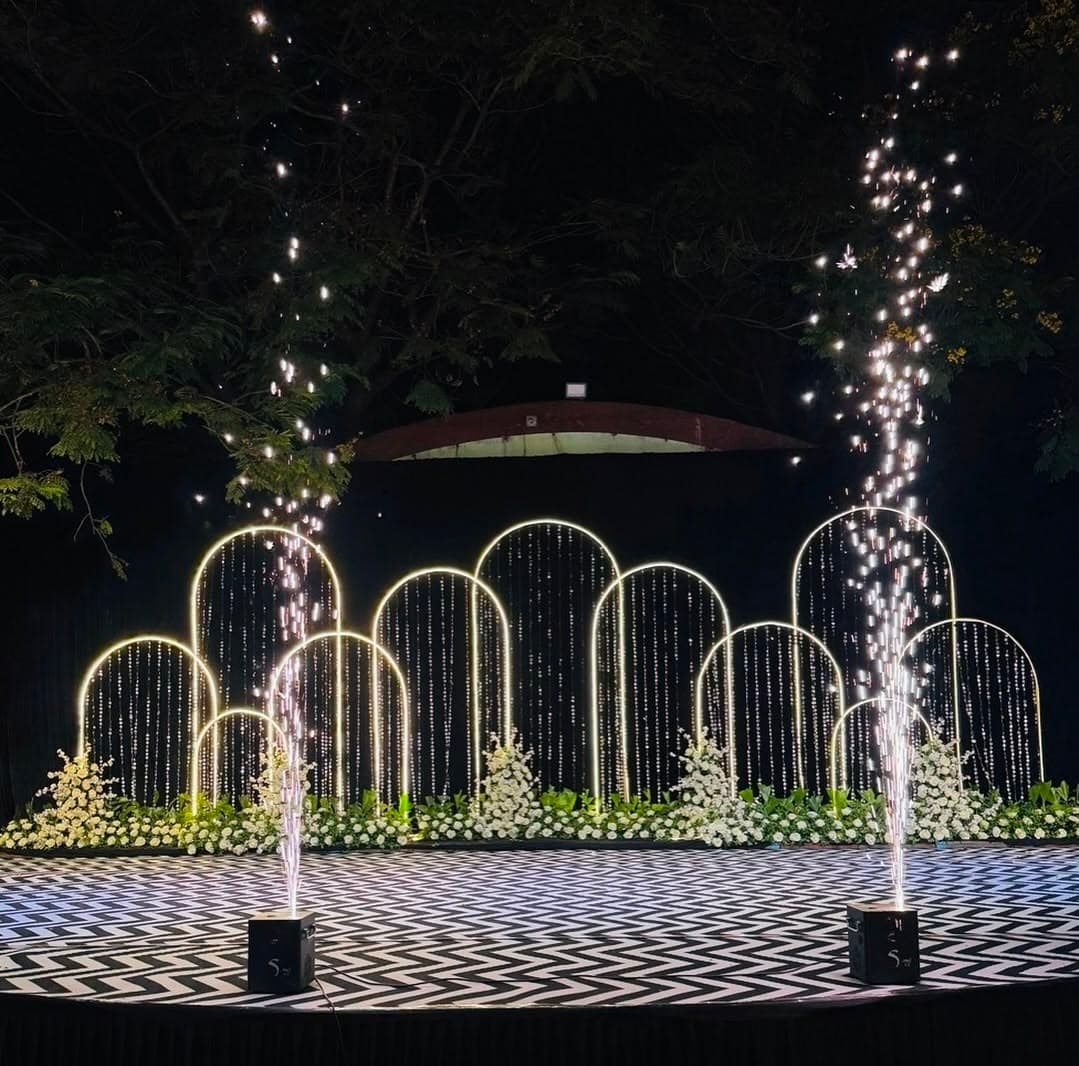 After Dark — A late-night atmosphere with its own identity.